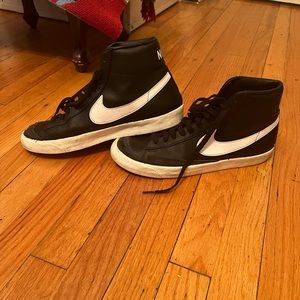 black leather nike blazer high